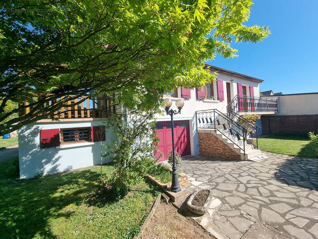 Maison à FOURCHAMBAULT