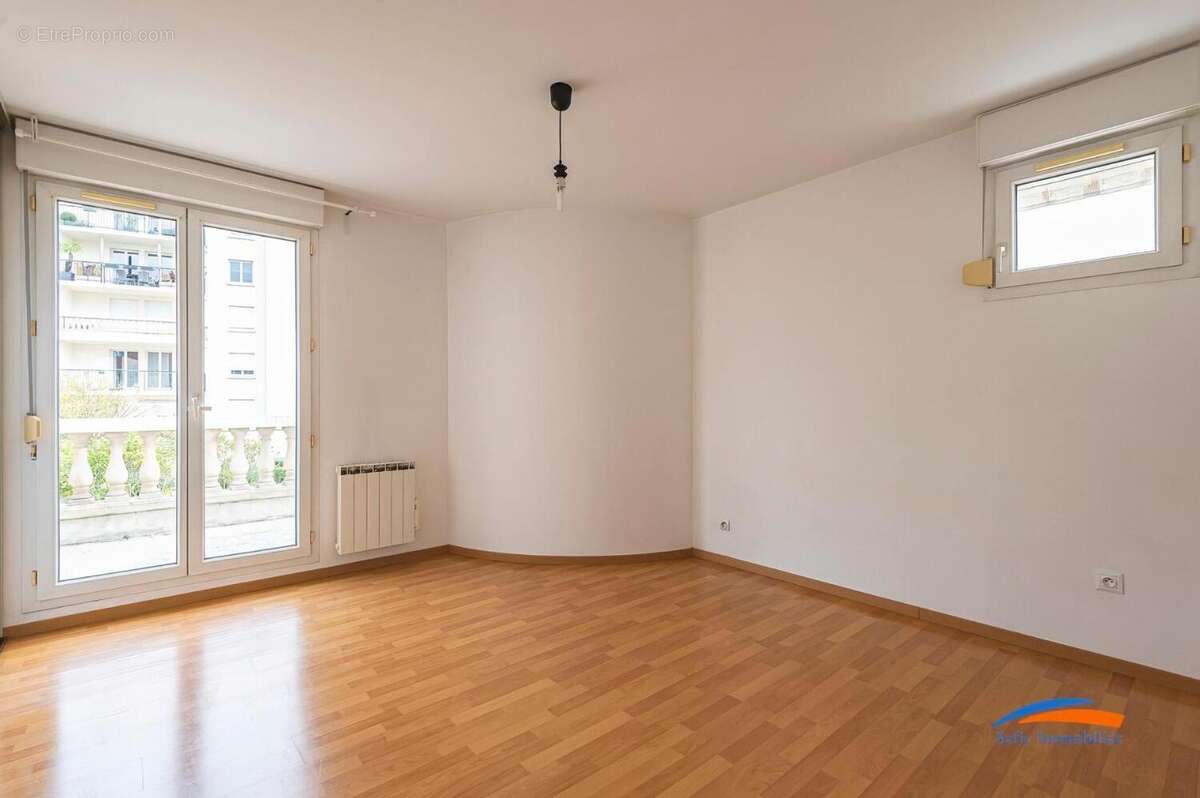   - Appartement à REIMS