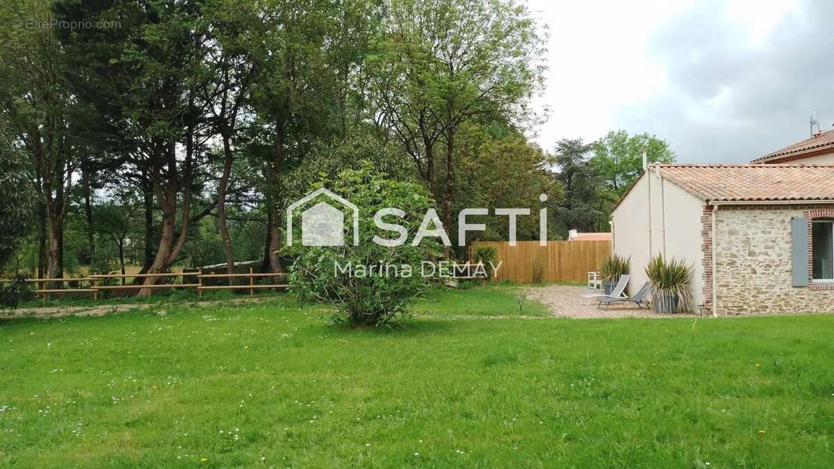 Photo 7 - Maison à POIROUX