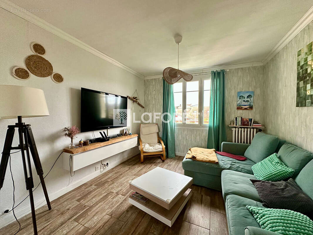 Maison à VIRY-CHATILLON