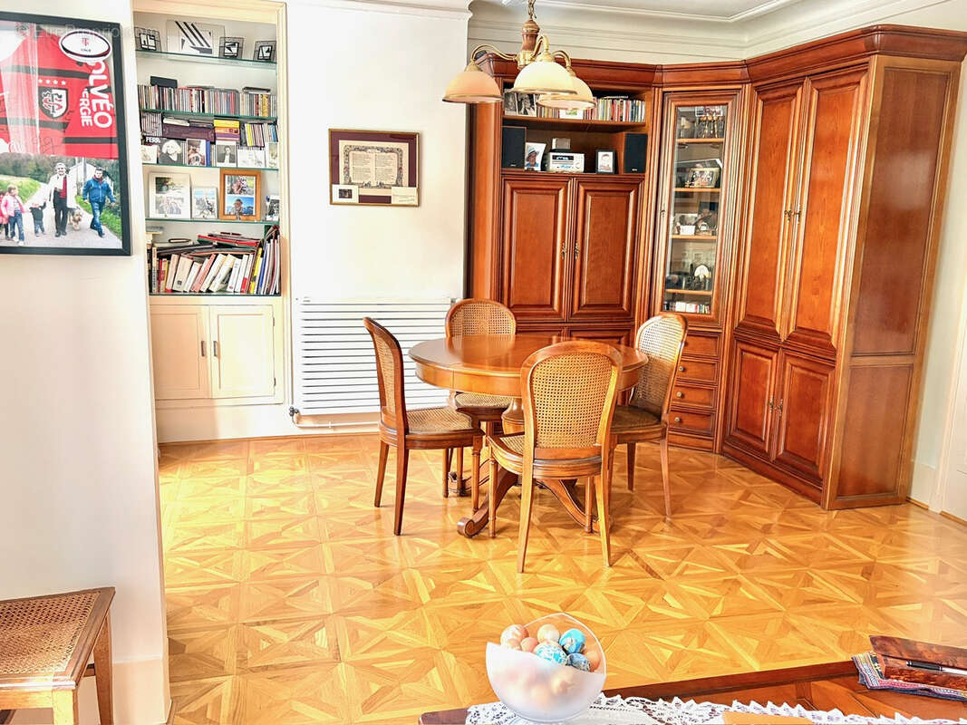 Appartement à PARIS-11E