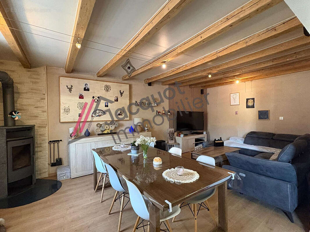 Maison à BOIS-D'AMONT