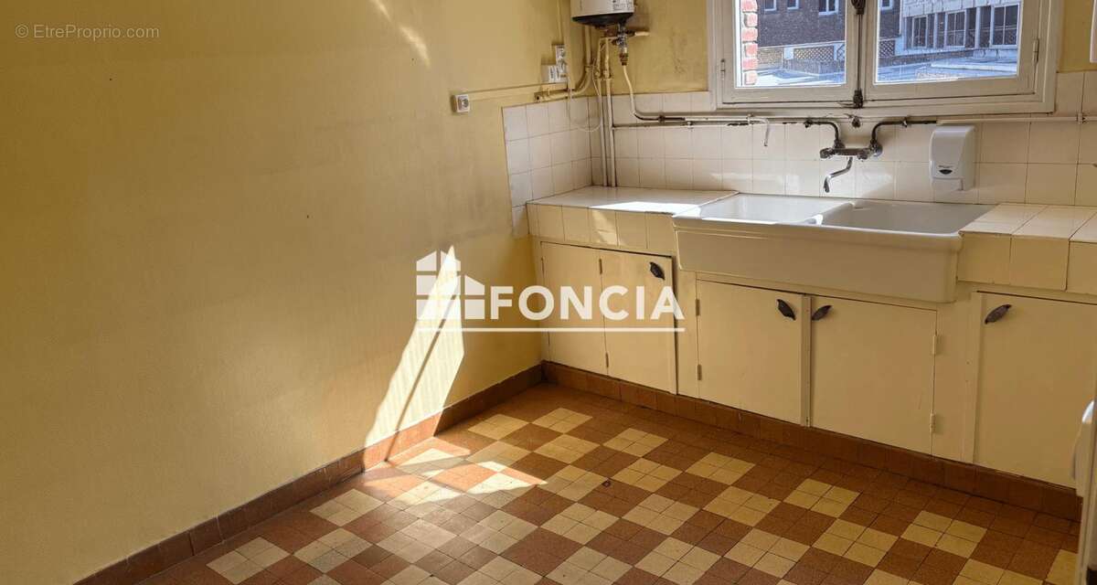 Exclusivite au 1er etage  proche maison de la culture appartement type 4 de 96.86 m2 avec cave - photo 10