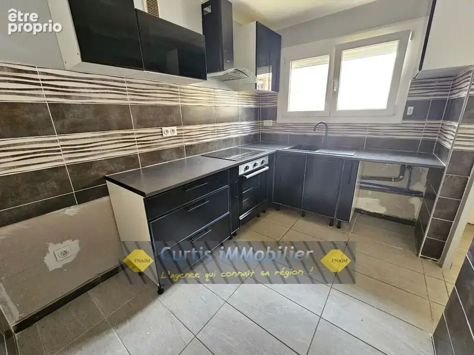 Appartement à FRAISSES