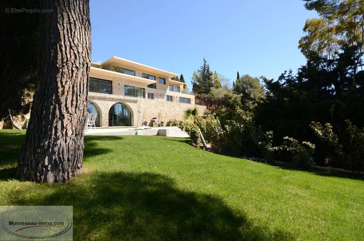 Maison à MOUGINS