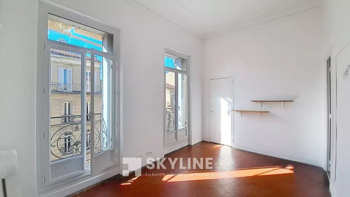 Appartement à MARSEILLE-8E