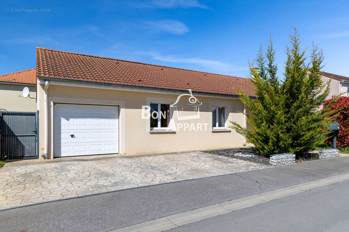 Maison à BRIEY