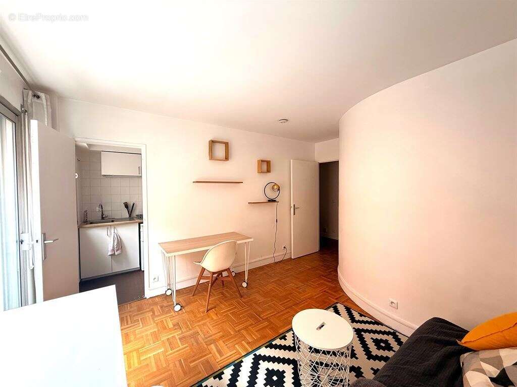 Appartement à PARIS-20E