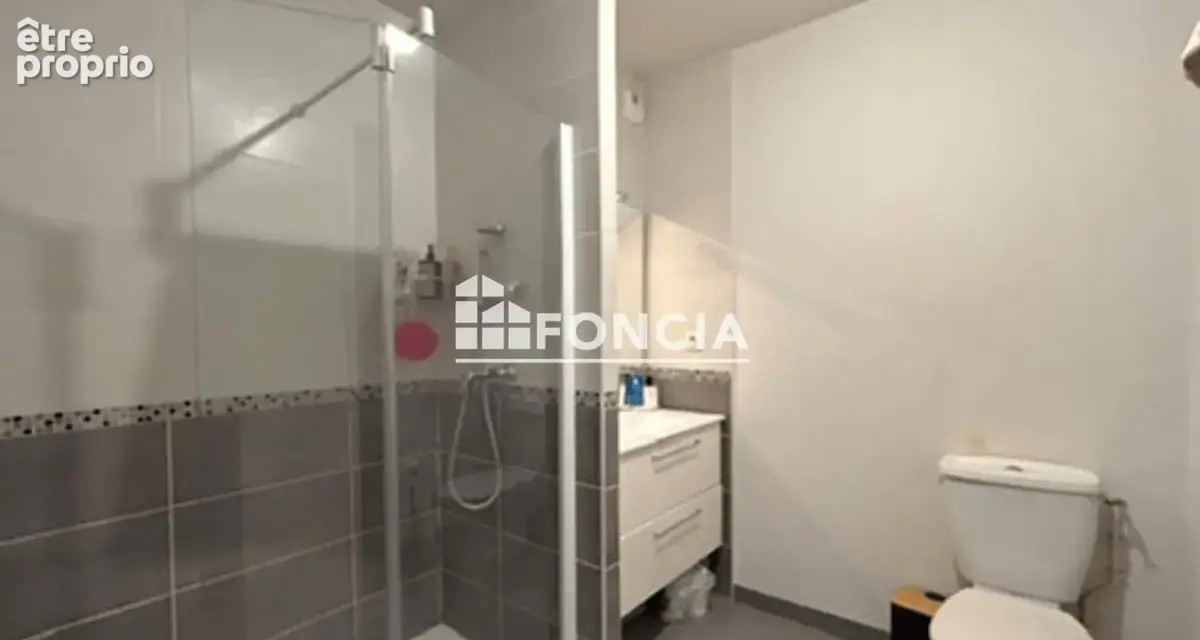Lons — Appartement T2 récent, idéal investisseur, loué et rentable - photo 4