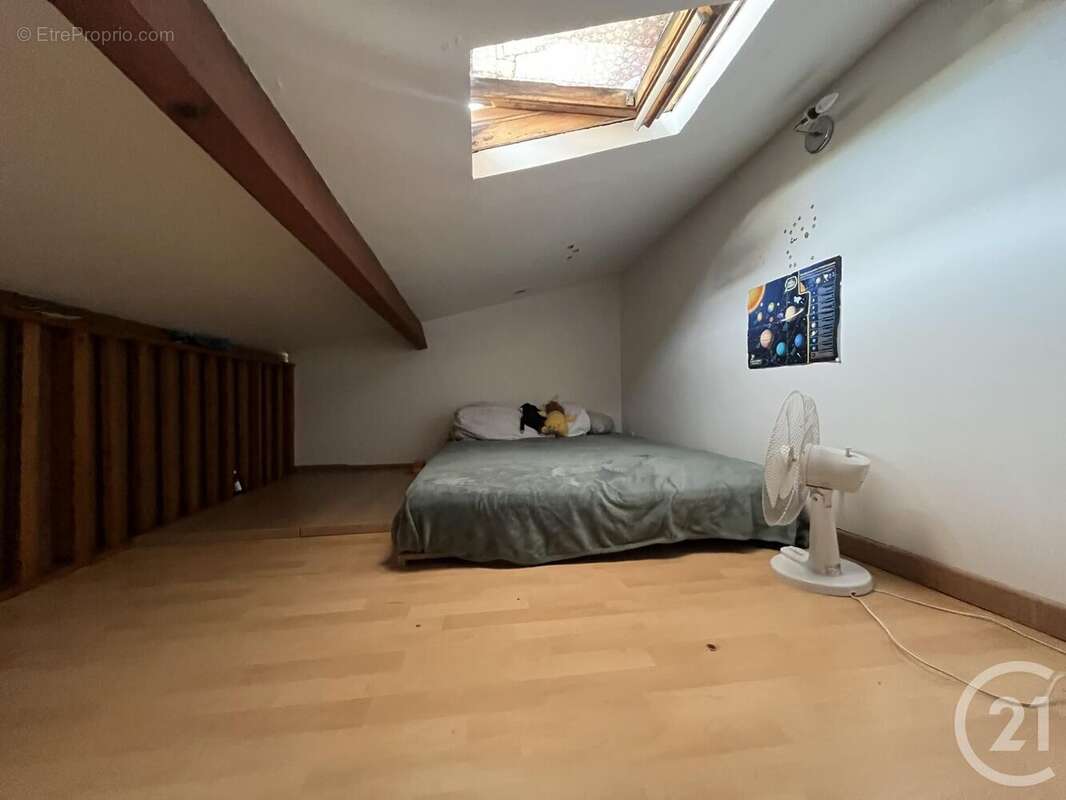 Appartement à SAINT-MAUR-DES-FOSSES