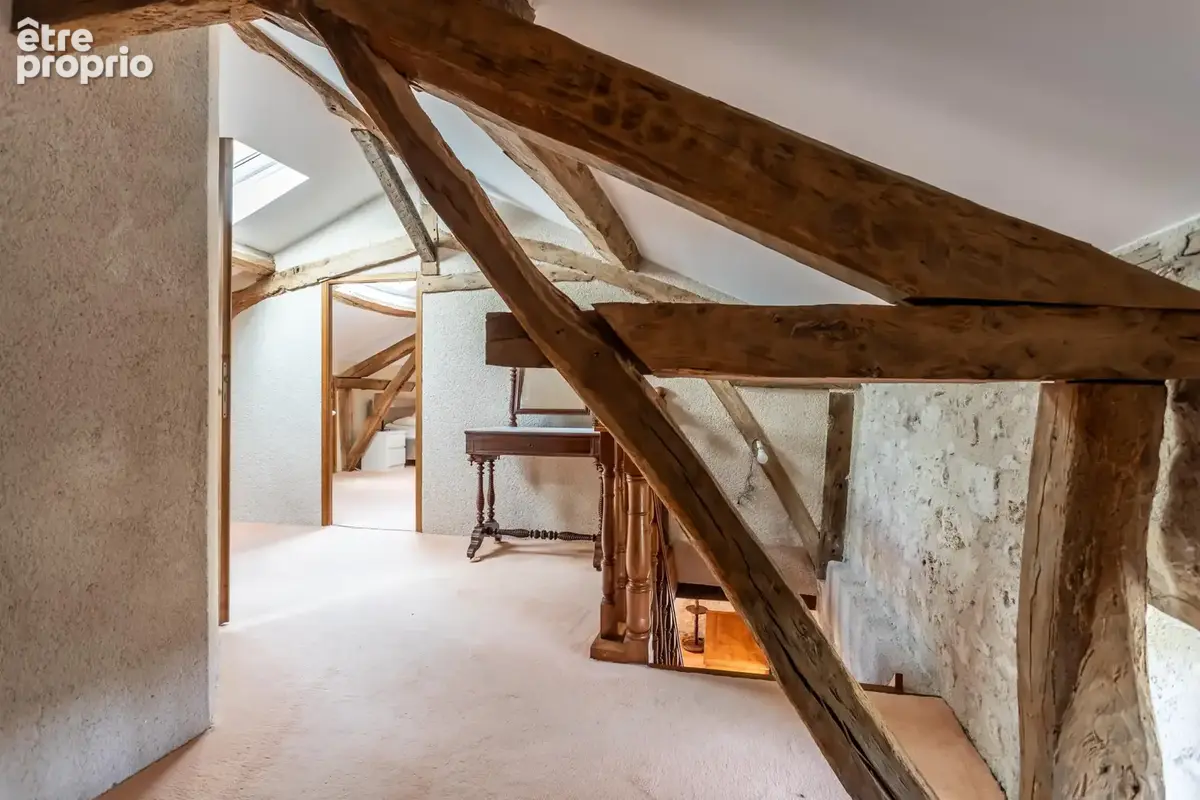 Maison de campagne avec pigeonnier attenant et dépendances - photo 16