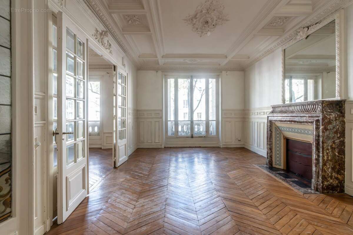 Appartement à PARIS-12E