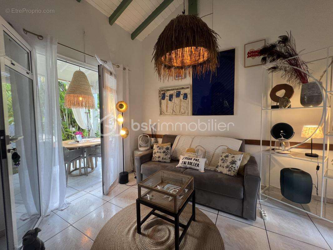 Maison à SAINTE-ANNE