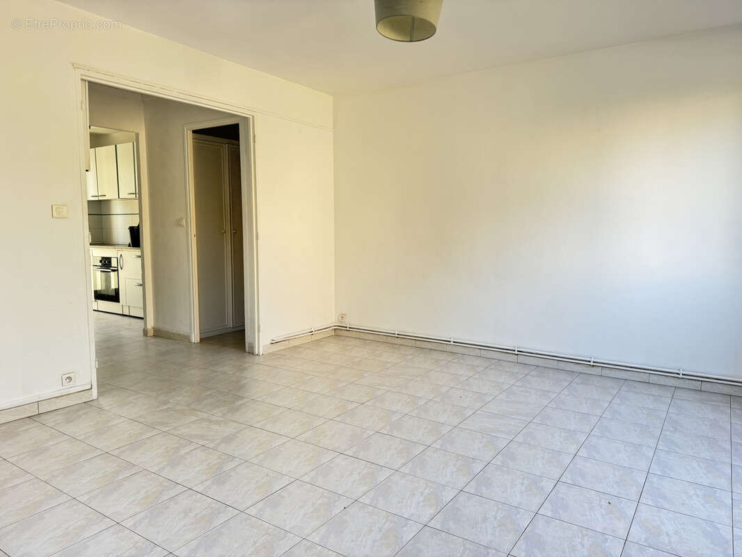 Appartement à AUBAGNE