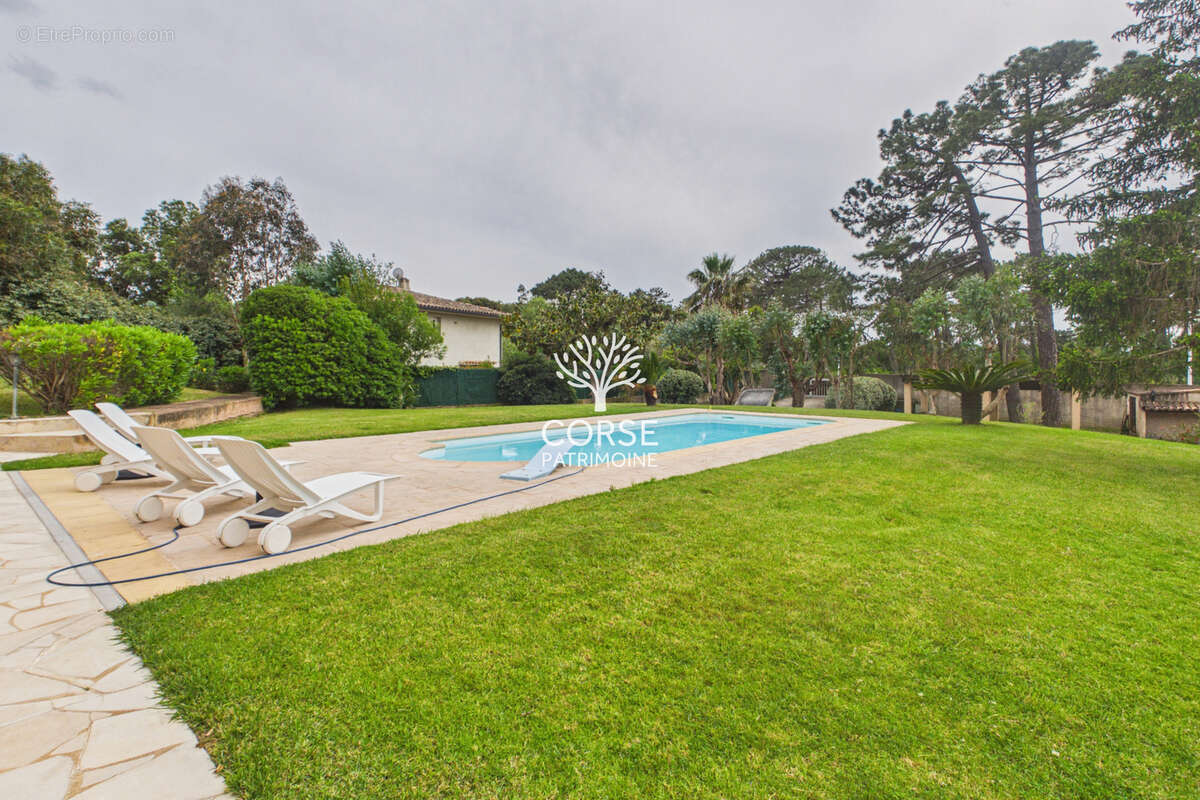 Maison à PORTO-VECCHIO