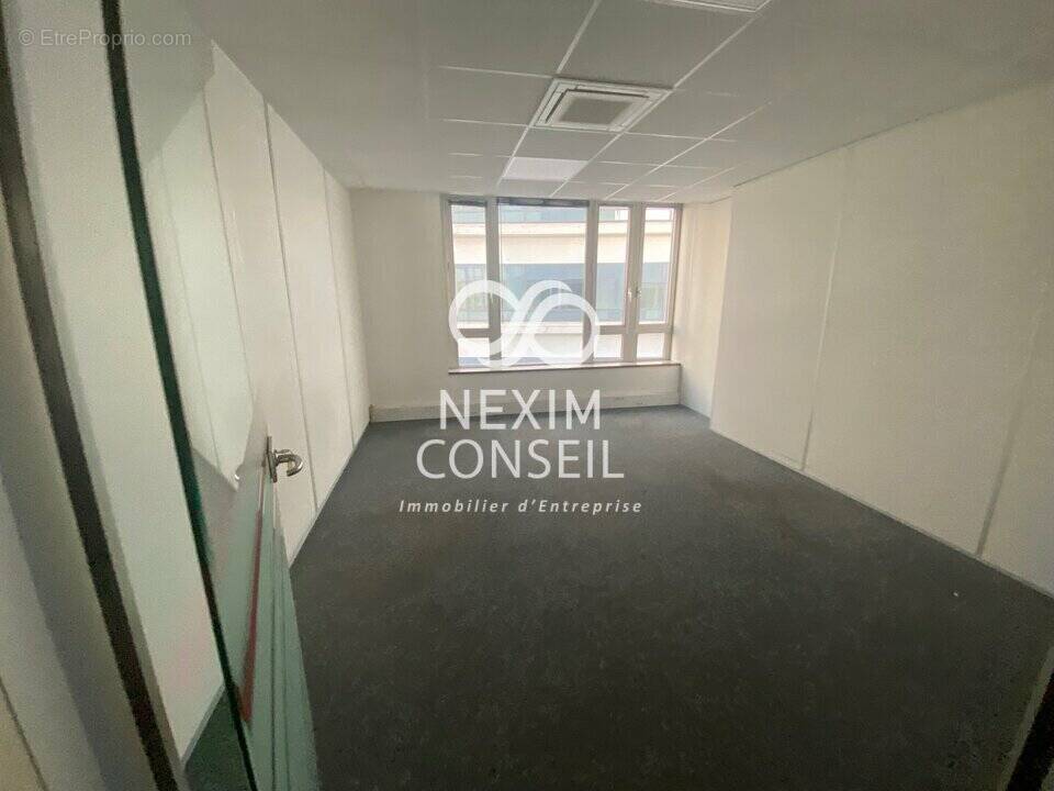 Commerce à COLOMBES