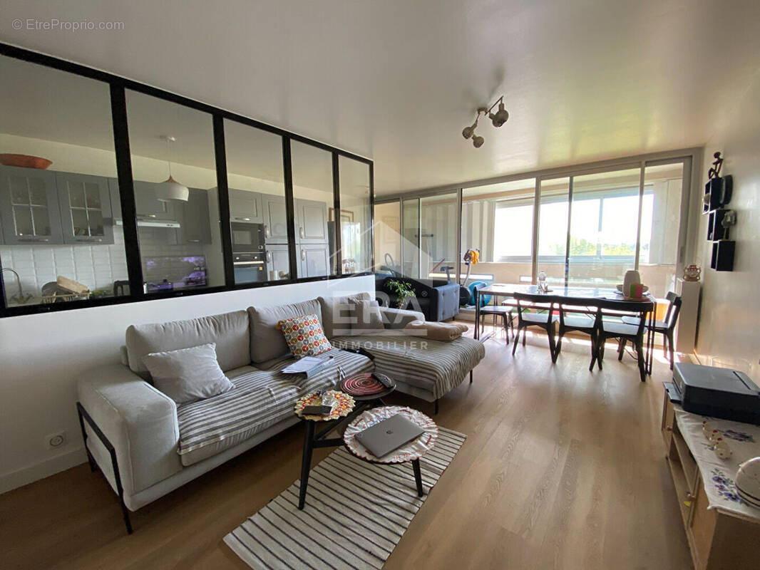 Photo Appartement à Sartrouville au prix de 287 500€