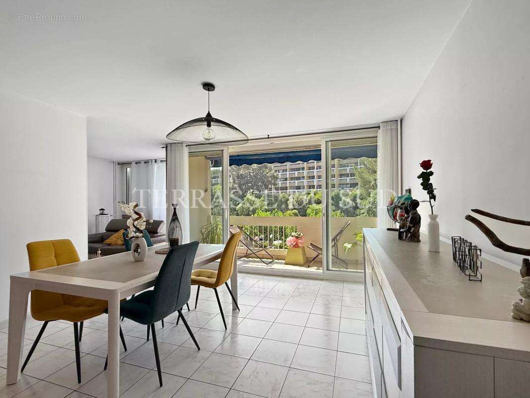 Appartement à MARSEILLE-12E