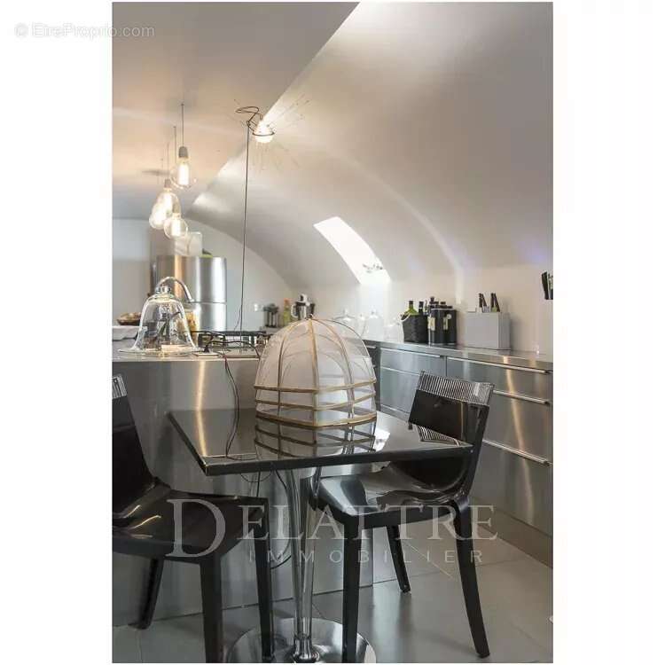 Appartement à ROQUEFORT-LES-PINS