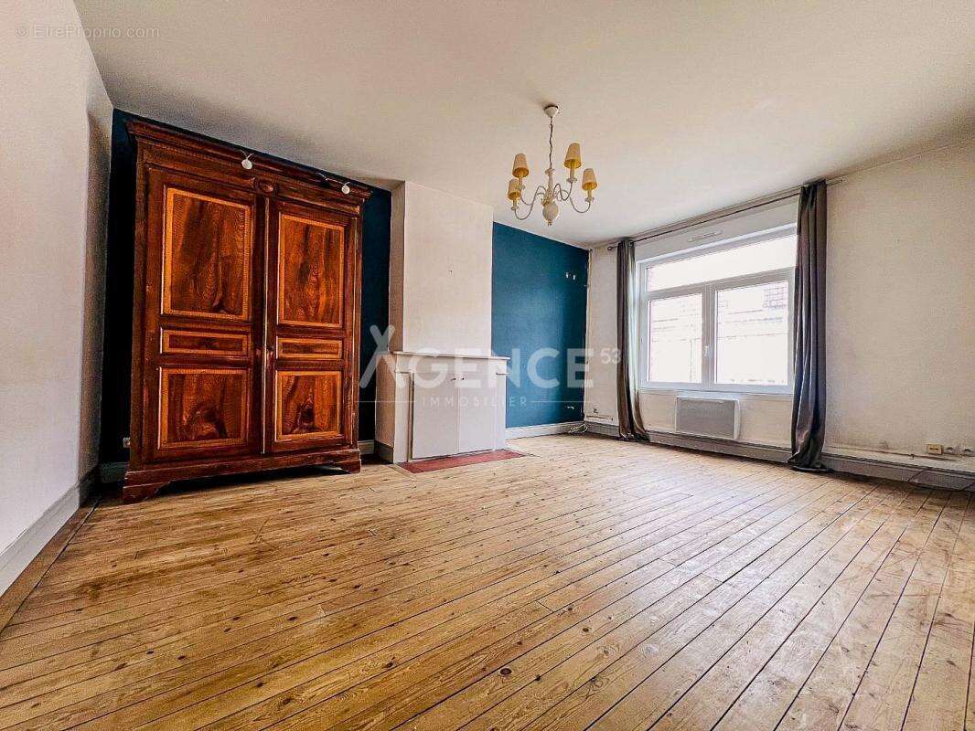 Maison à VIEUX-BERQUIN