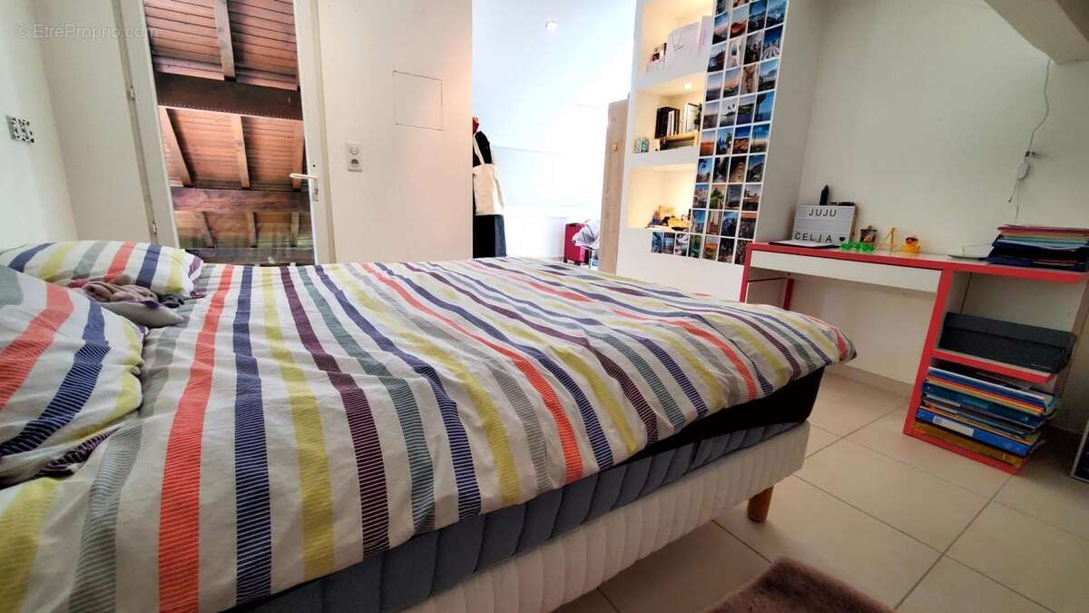 Maison à VETRAZ-MONTHOUX