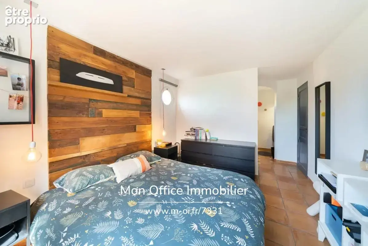 Référence : 7331-PAN - Maison 5 pièces de 130 m² avec piscine à Puyricard - photo 15