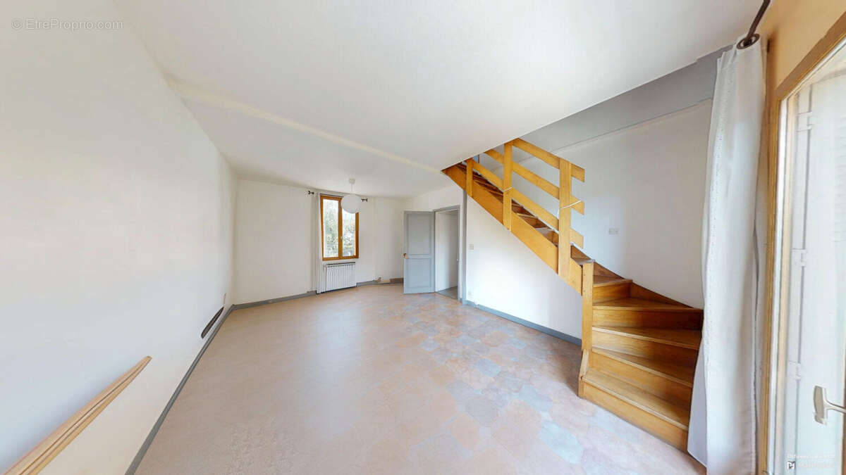 Maison  190m2 ( 225m2 utile)  /  appartement en RDC 45m2 - photo 4