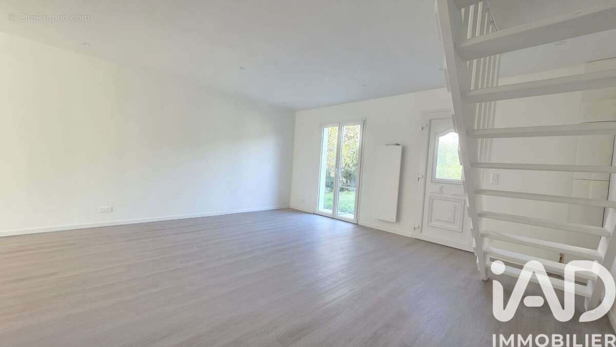 Photo 6 - Maison à ISSOU