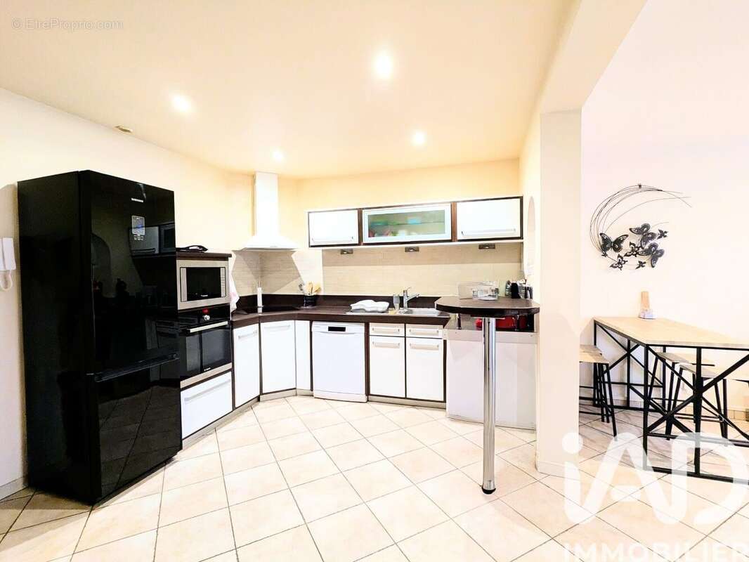 Photo 6 - Appartement à BRIE-COMTE-ROBERT