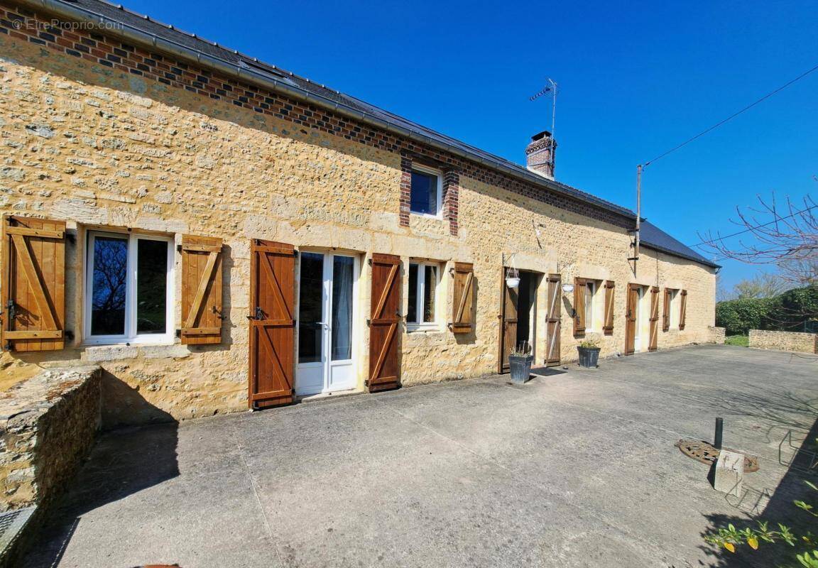 Maison à MORTAGNE-AU-PERCHE