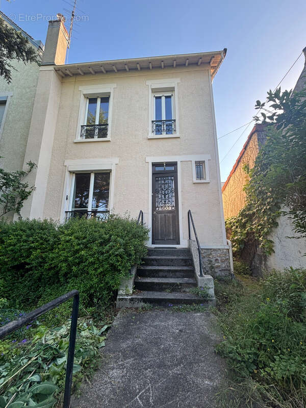 Maison à ENGHIEN-LES-BAINS