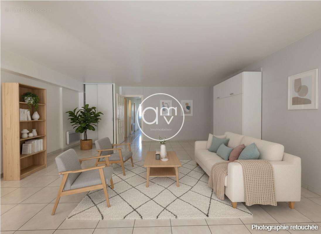 Appartement à HYERES