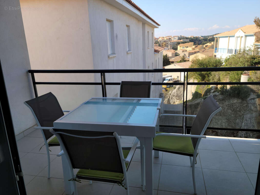 Appartement T3 Dans les Bas de Saint Pierre la Mer - photo 2