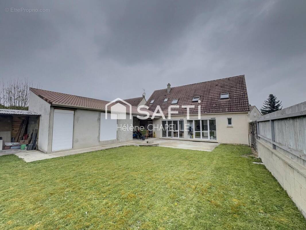 Photo 1 - Maison à NEUILLY-EN-THELLE