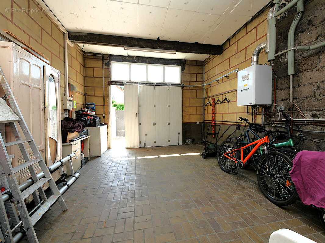 Maison à LE BLANC-MESNIL