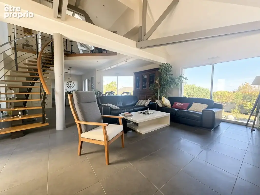 Maison 7 pièces 167 m² à vendre à Saumur (49400) - photo 5