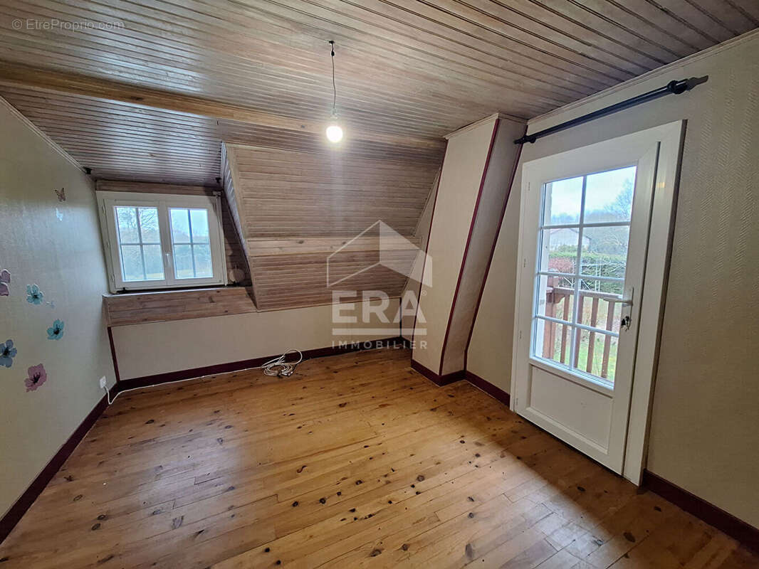 Maison à MONTPON-MENESTEROL