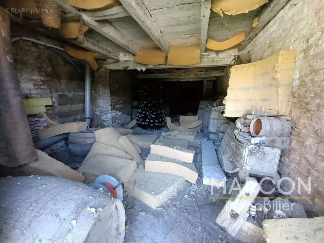 Maison à SAINT-MEDARD-LA-ROCHETTE