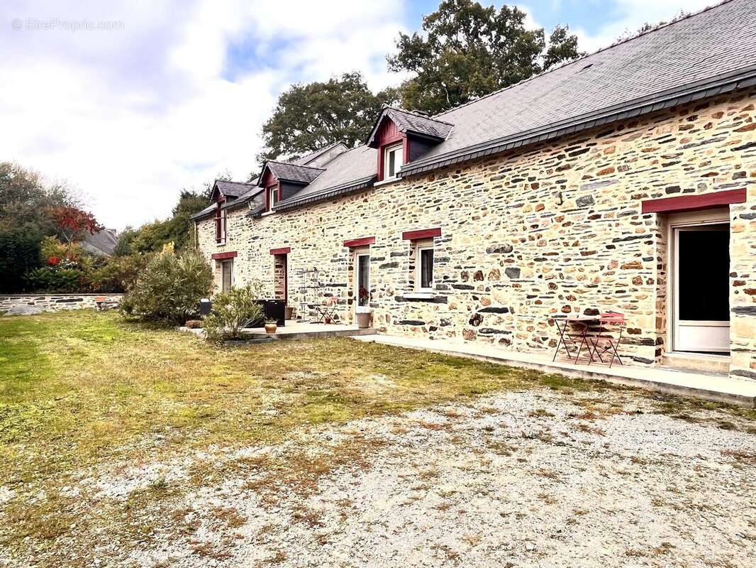 Photo 2 - Maison à GUIPRY