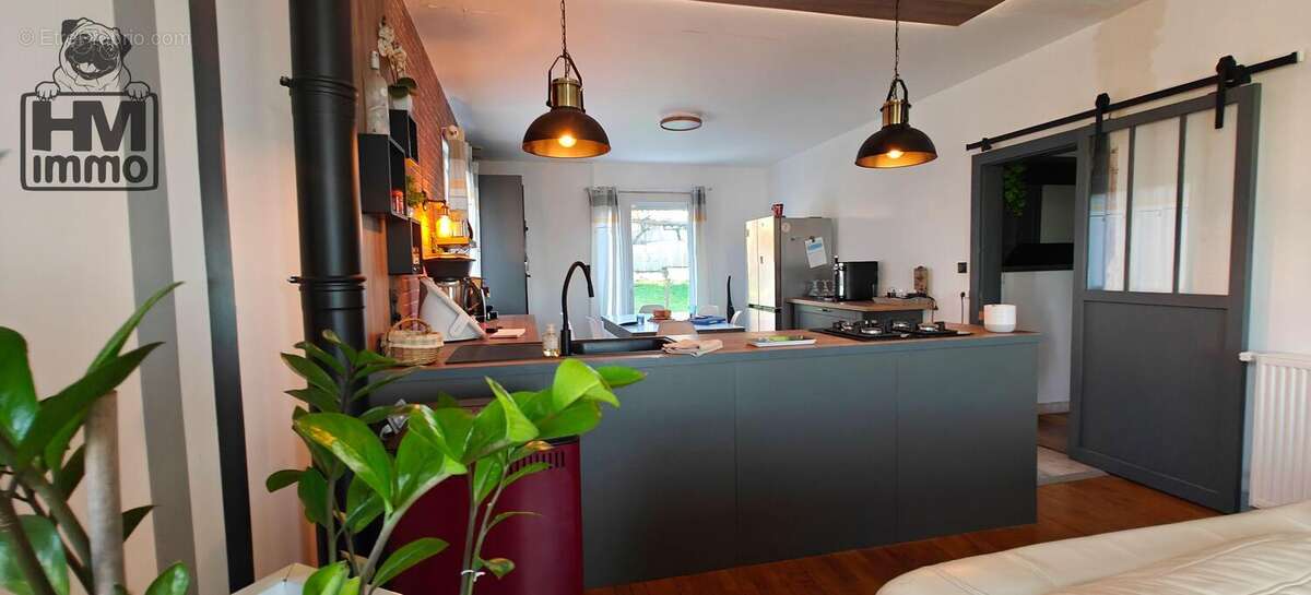 n°3 - Maison à THIVIERS