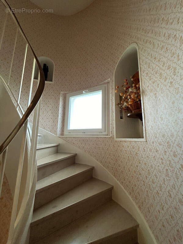 Maison à CHATEAUPONSAC