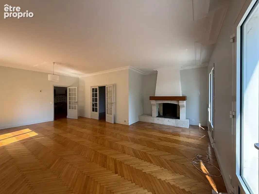 Bourlens ? Maison familiale avec appartement indépendant - photo 6