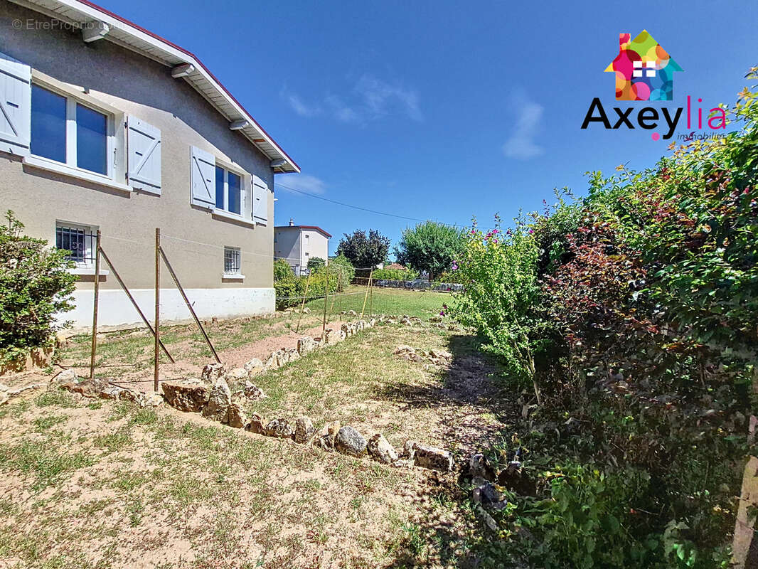 Maison à CHAUFFAILLES