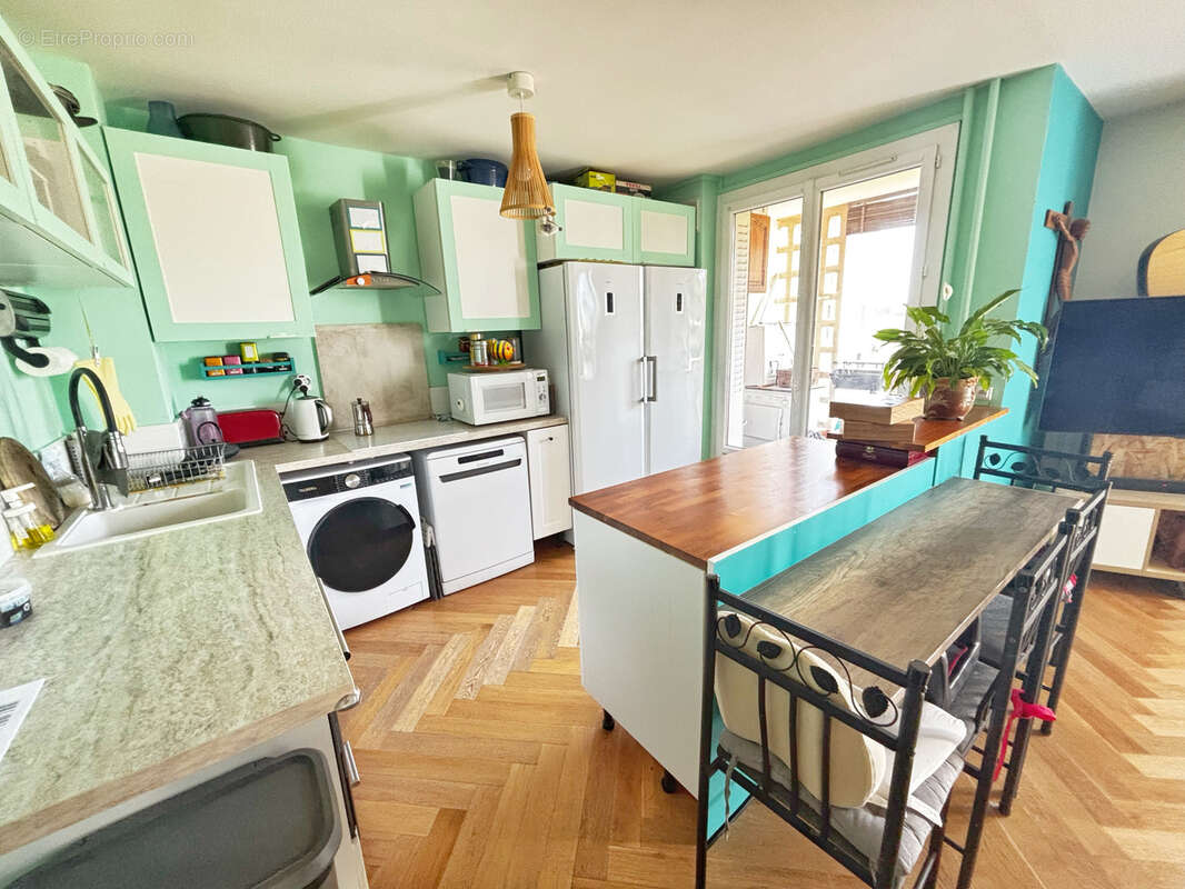 Appartement à SAINT-FONS
