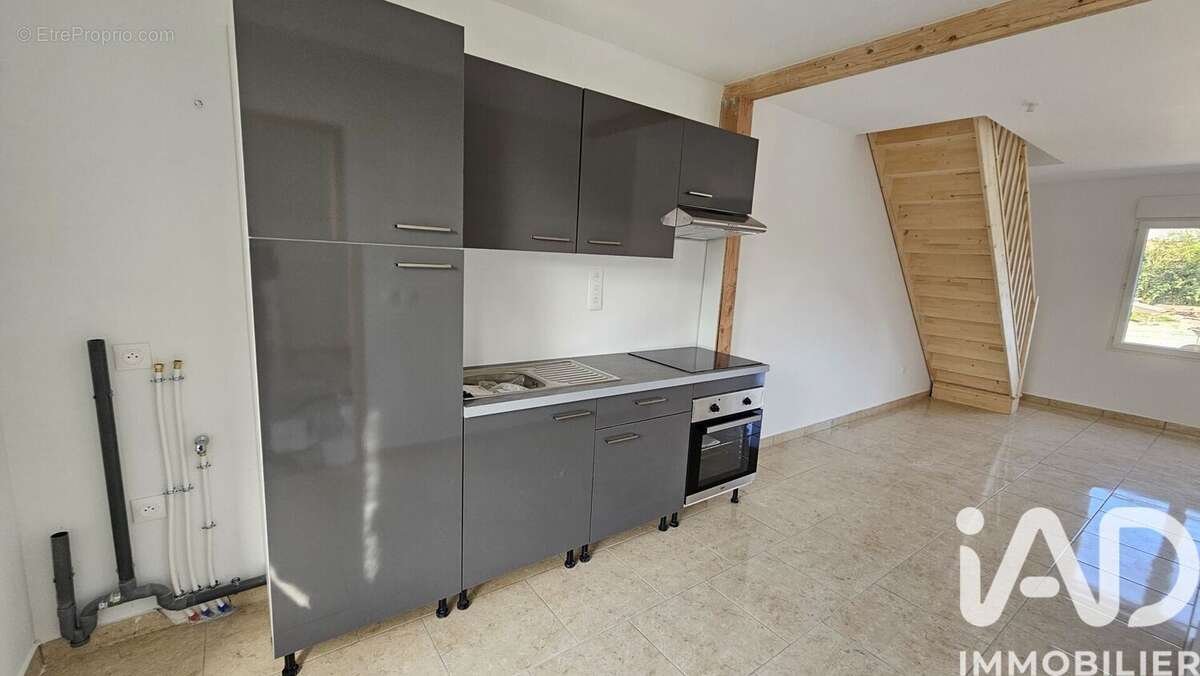 Photo 3 - Maison à VILLEBLEVIN