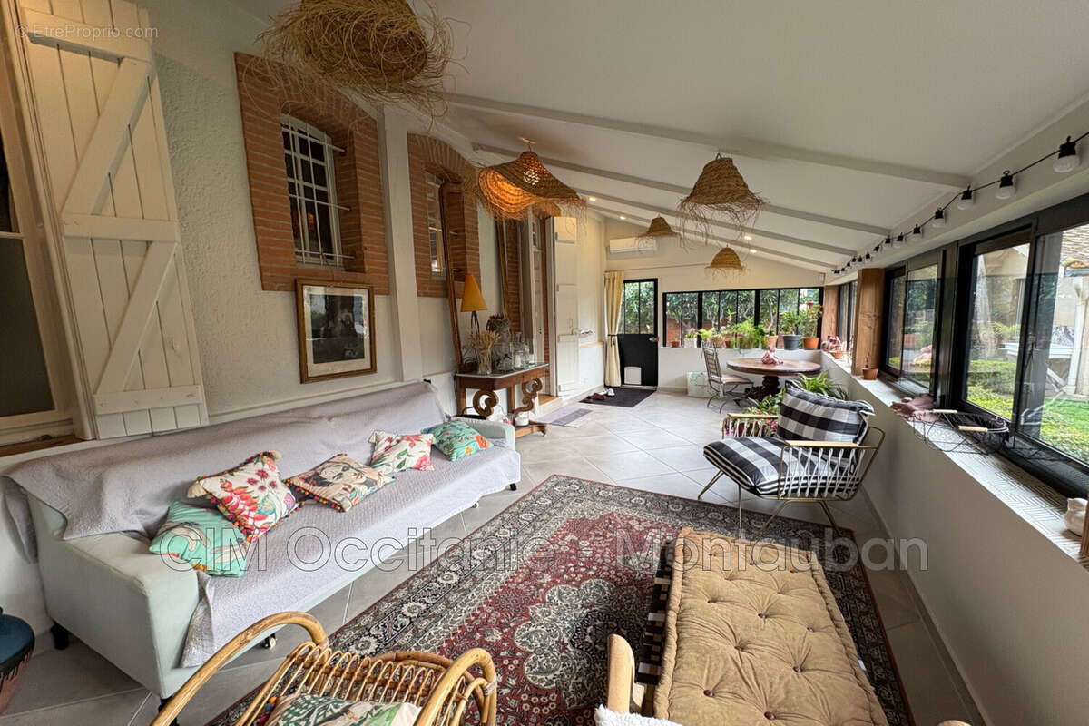 Maison à CASTELSARRASIN