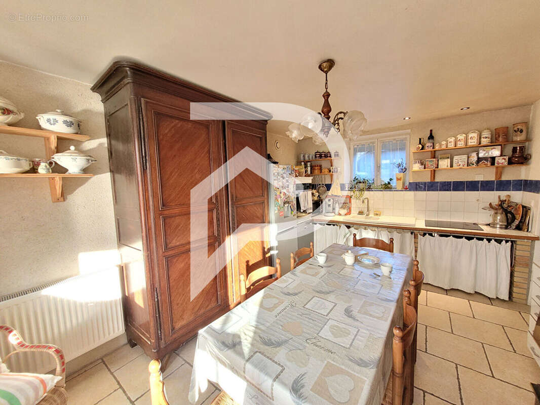 Maison à AUBEPIERRE-SUR-AUBE