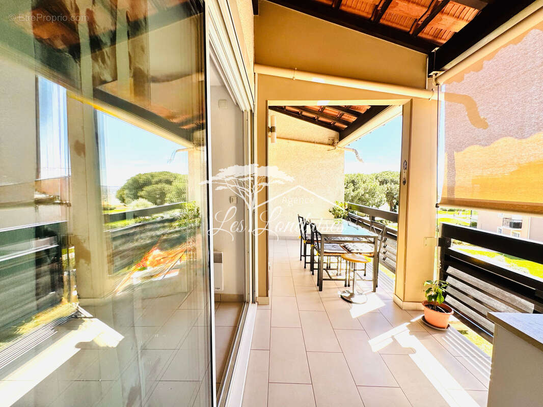 Appartement à LA LONDE-LES-MAURES