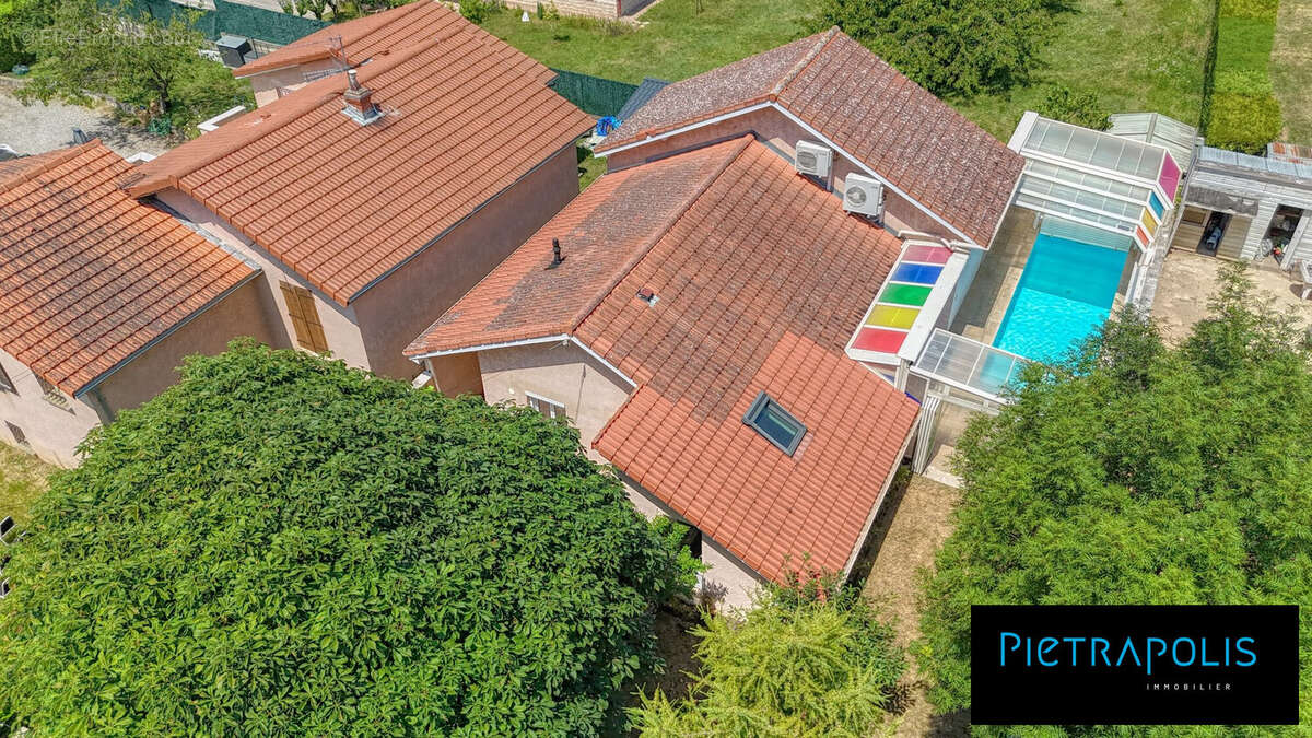 Maison à RILLIEUX-LA-PAPE