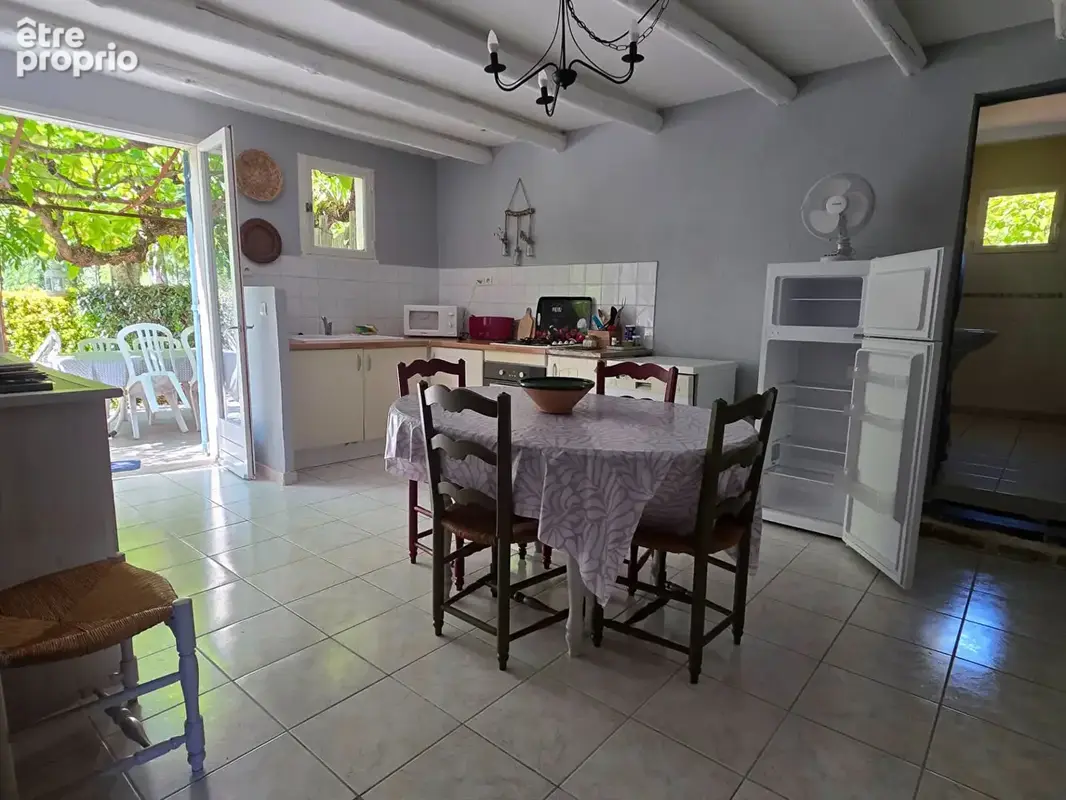 Mas en pierres avec terrain de 2000 m² et piscine - photo 12